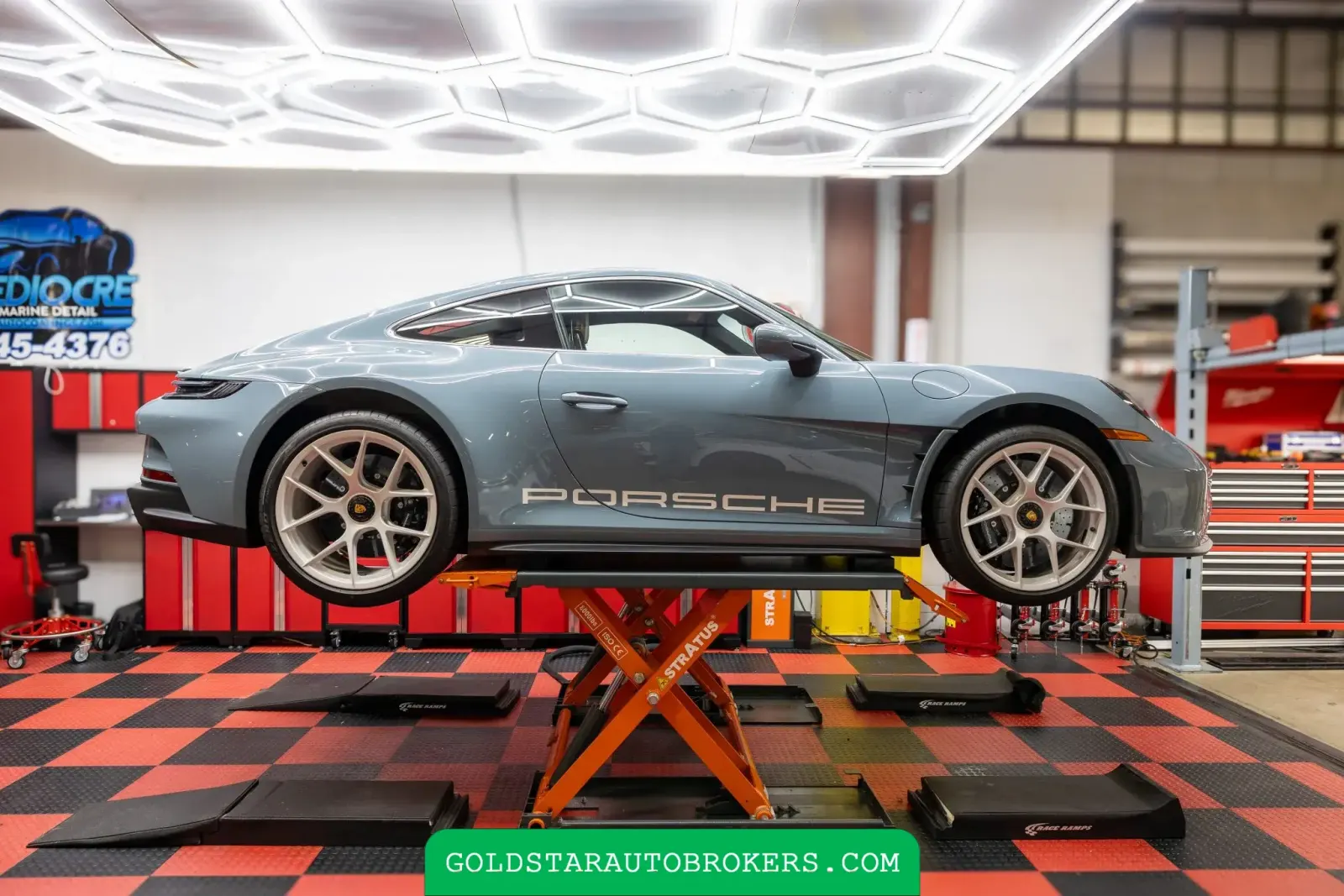 2024 Porsche 911 S/T Heritage Design