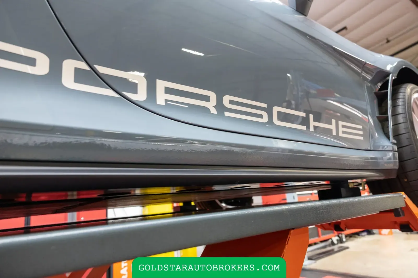 2024 Porsche 911 S/T Heritage Design