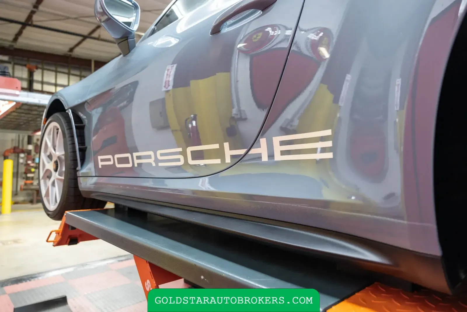 2024 Porsche 911 S/T Heritage Design