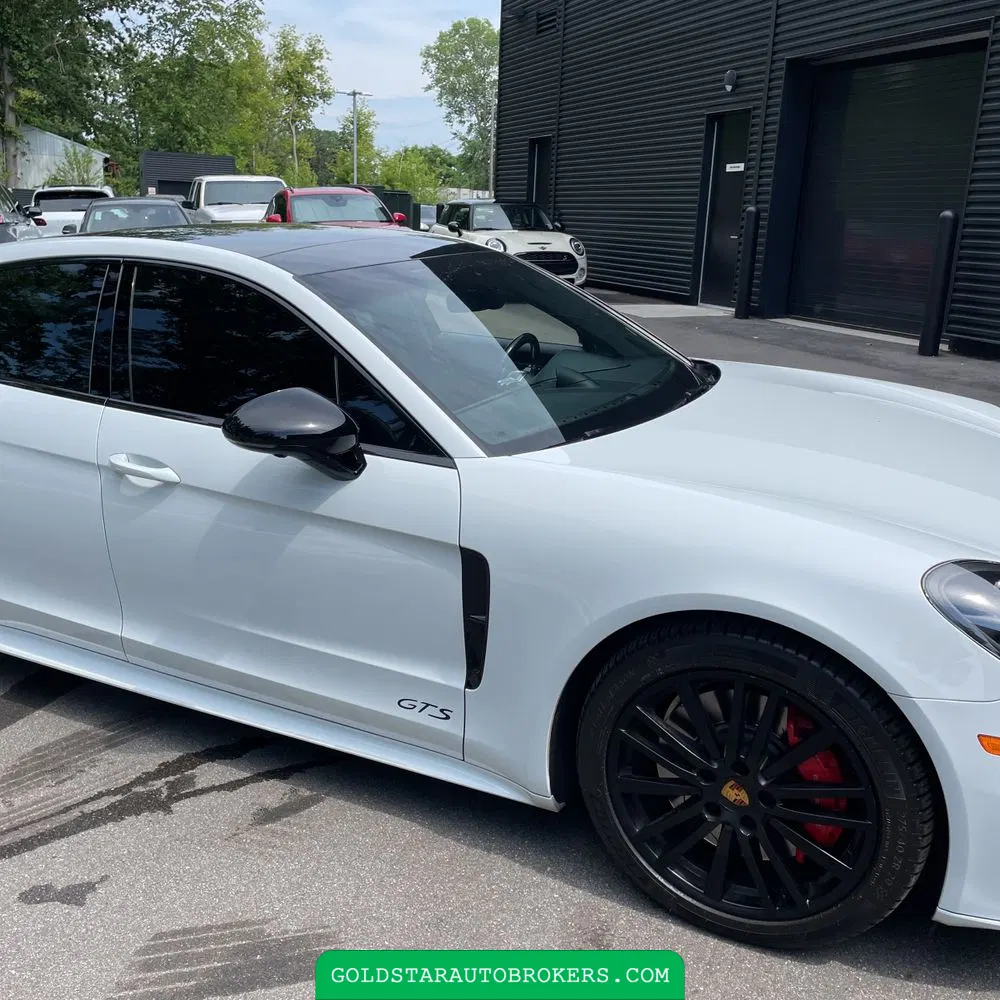 2019 Porsche Panamera GTS