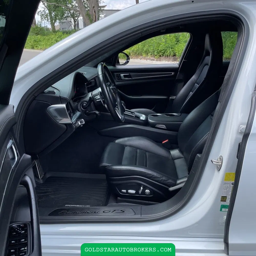 2019 Porsche Panamera GTS