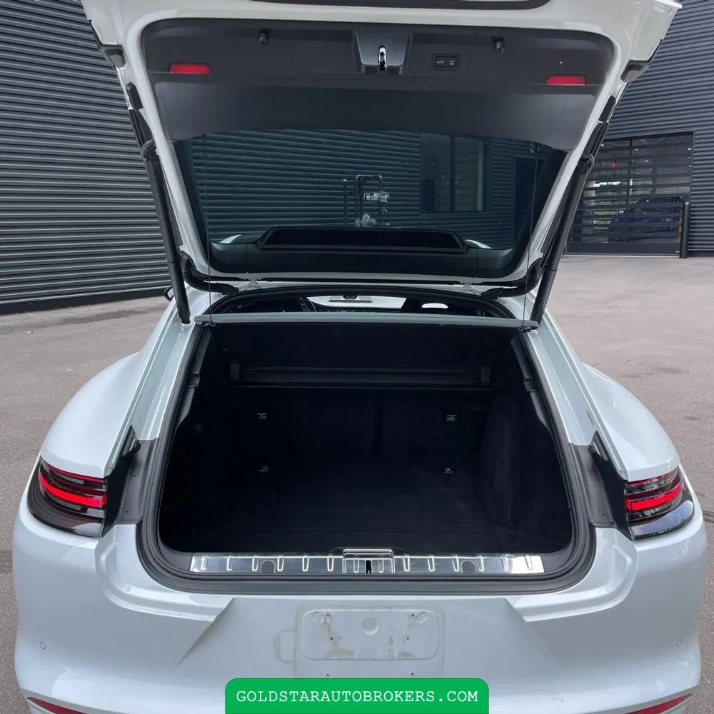 2019 Porsche Panamera GTS