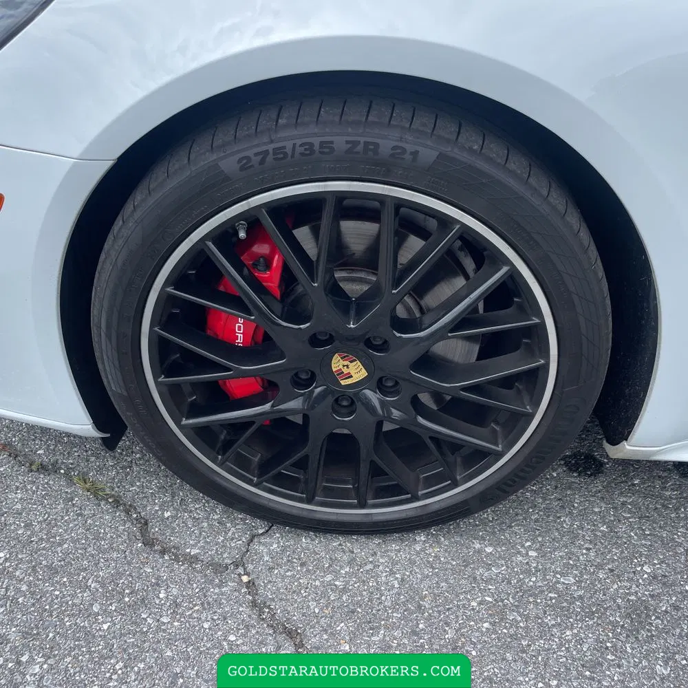 2019 Porsche Panamera GTS