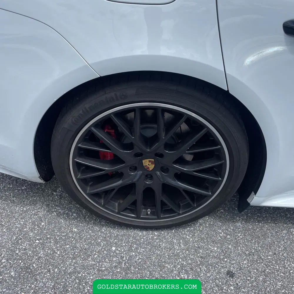 2019 Porsche Panamera GTS