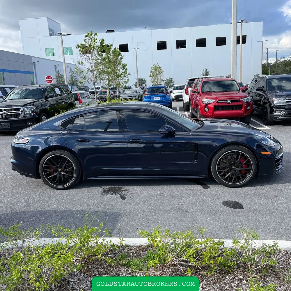 2022 Porsche Panamera GTS