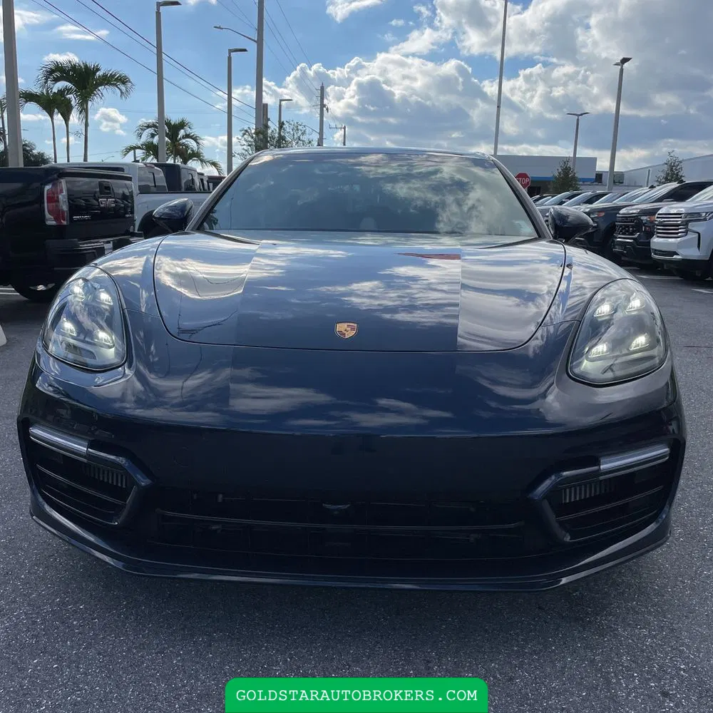 2022 Porsche Panamera GTS