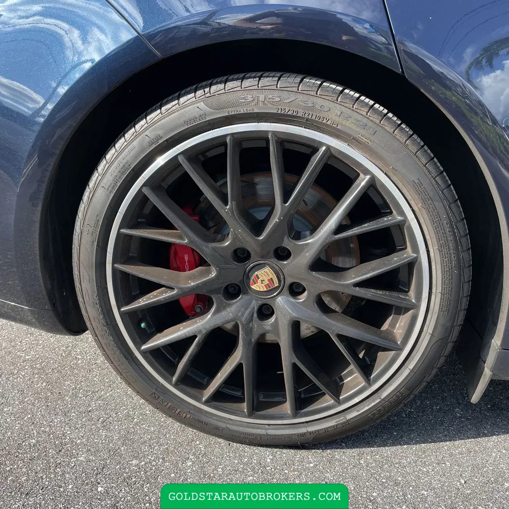 2022 Porsche Panamera GTS
