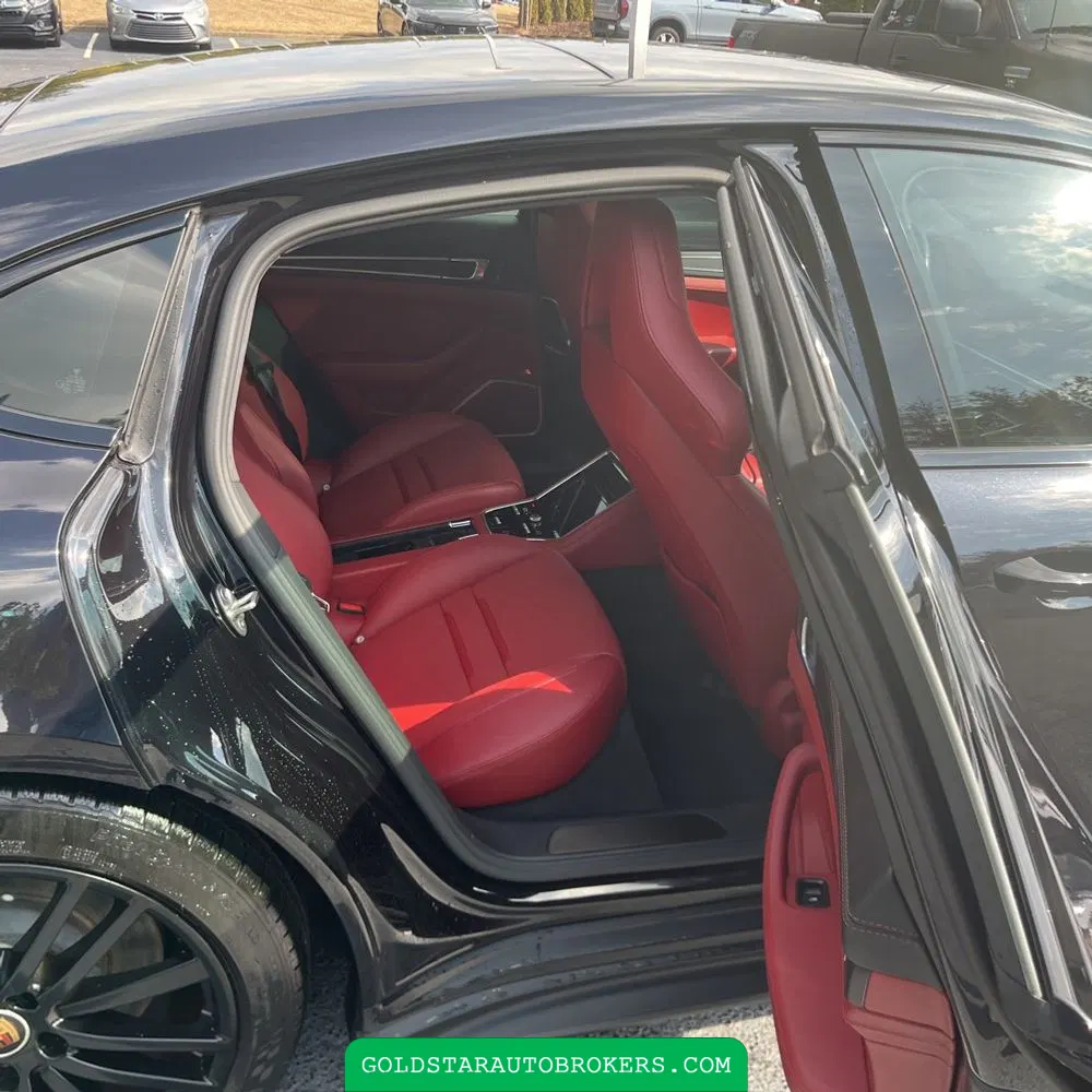 2022 Porsche Panamera GTS