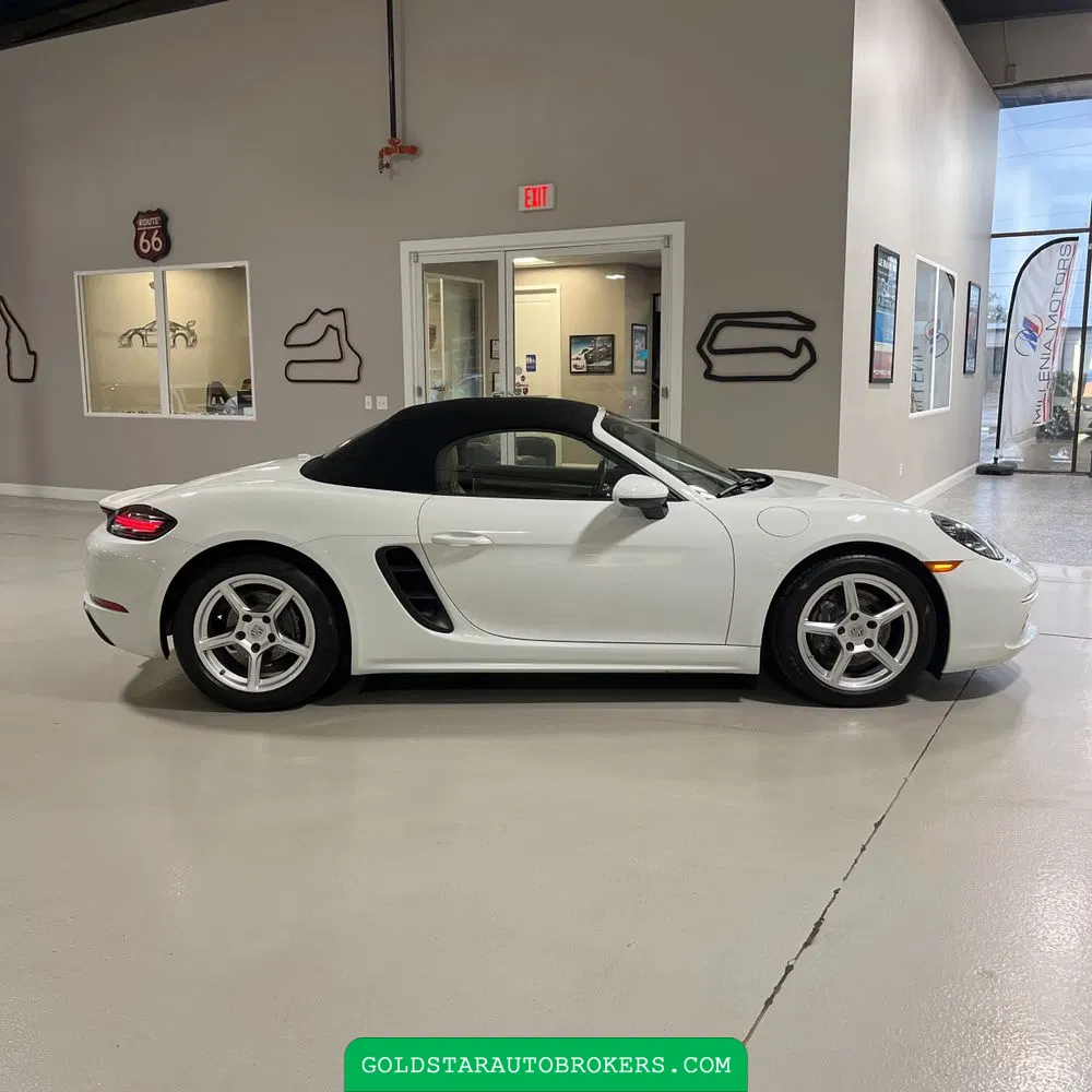 2021 Porsche 718 Boxster Base