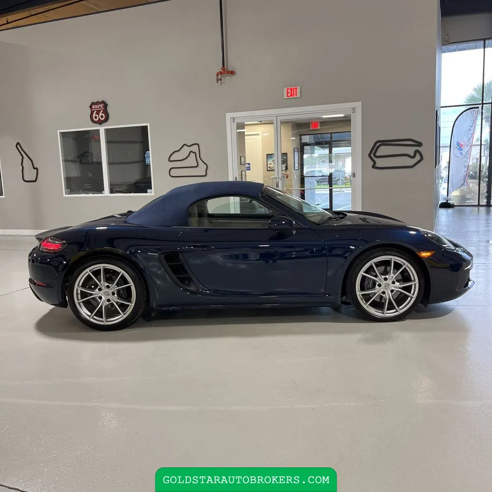 2021 Porsche 718 Boxster Base