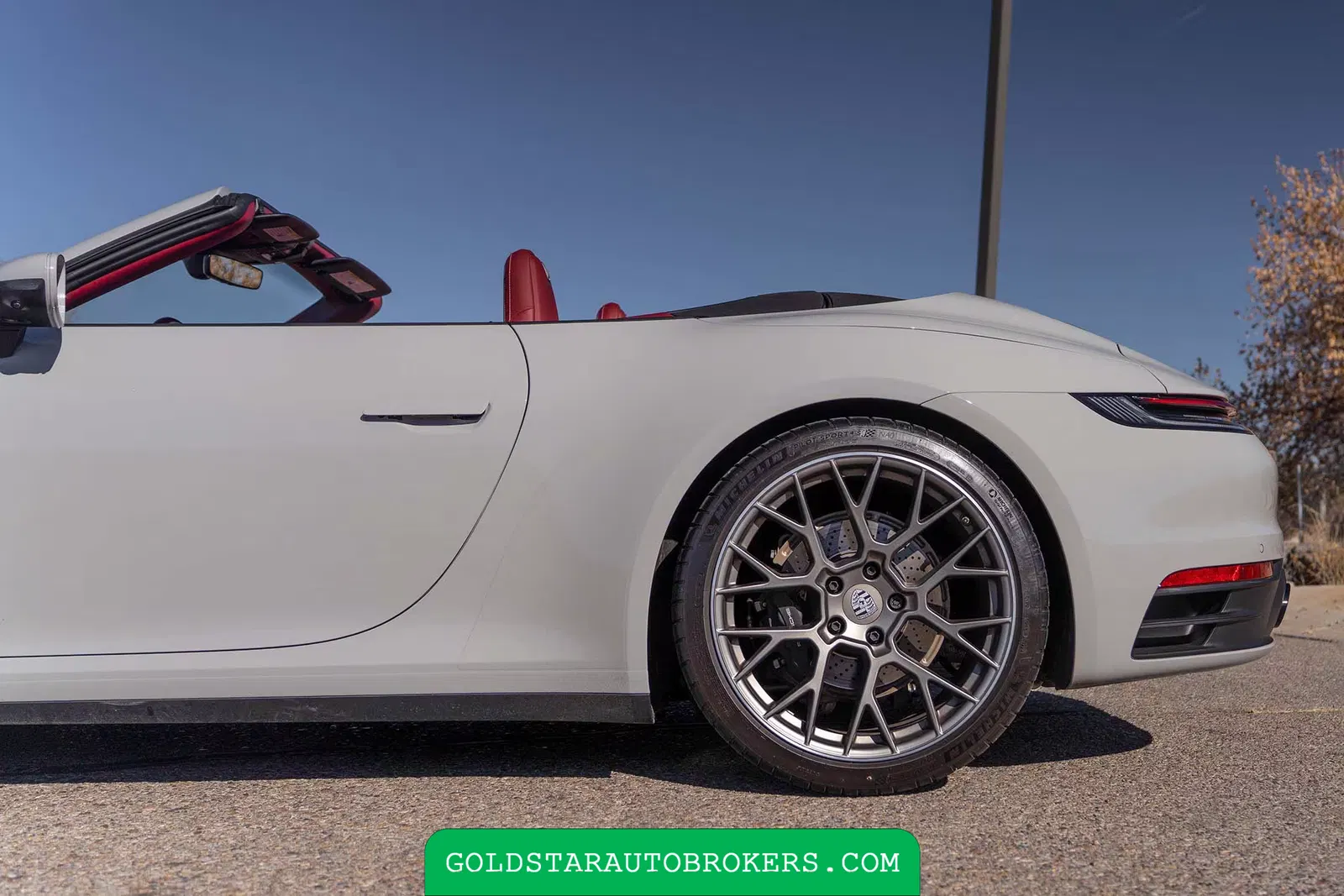 2024 Porsche 911 Carrera Cabriolet