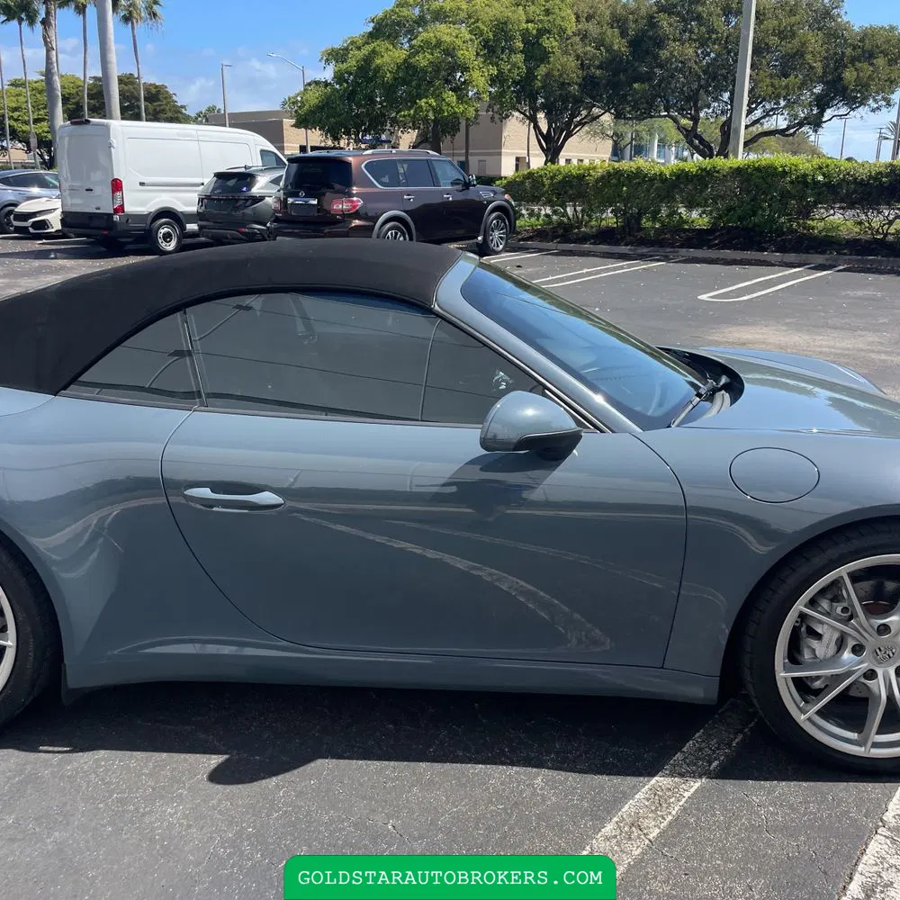 2017 Porsche 911 Carrera