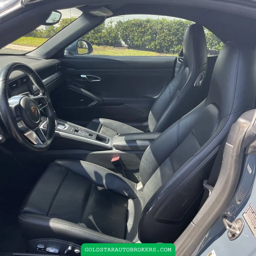 2017 Porsche 911 Carrera