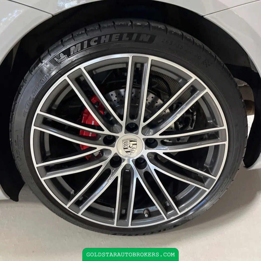 2022 Porsche 718 Boxster S