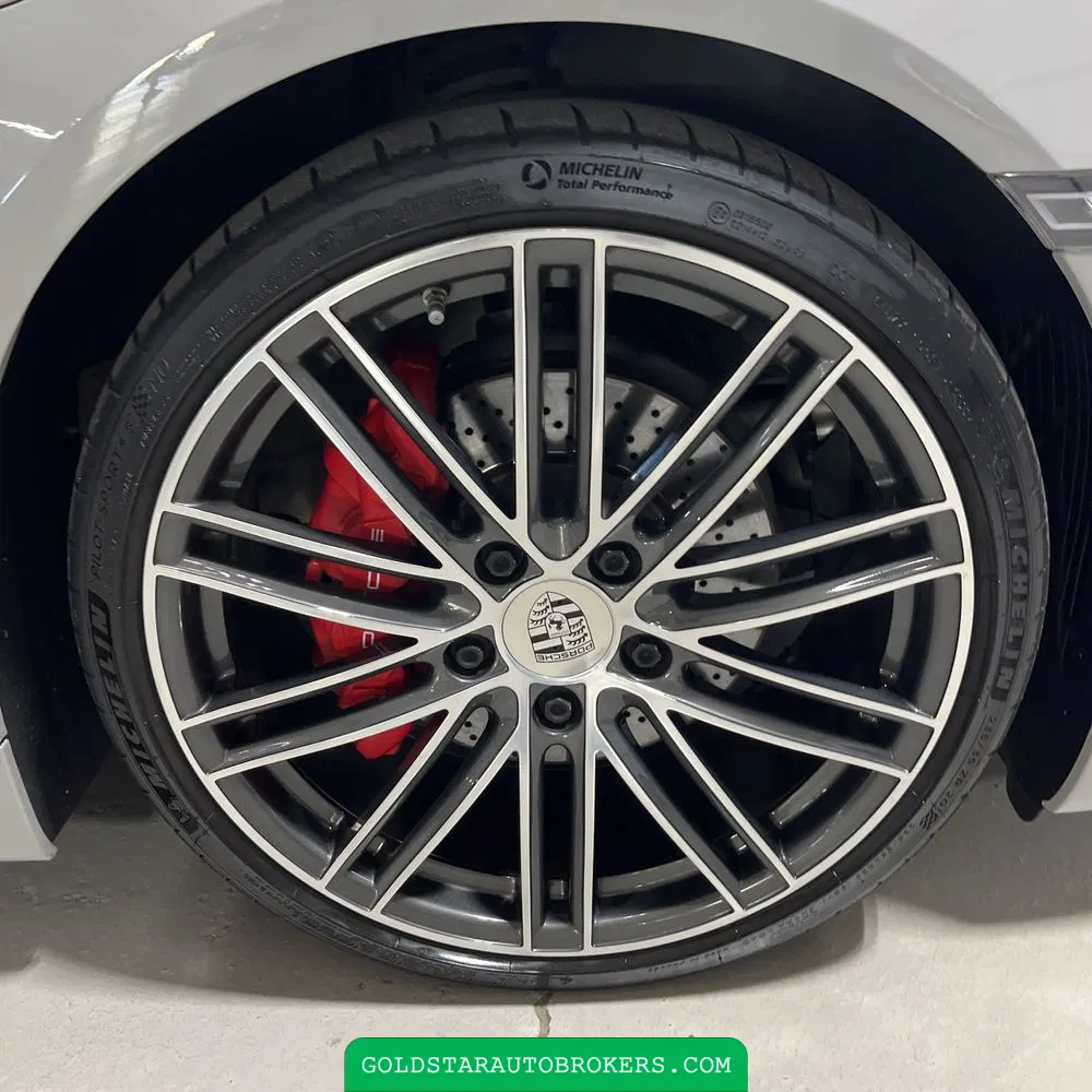 2022 Porsche 718 Boxster S