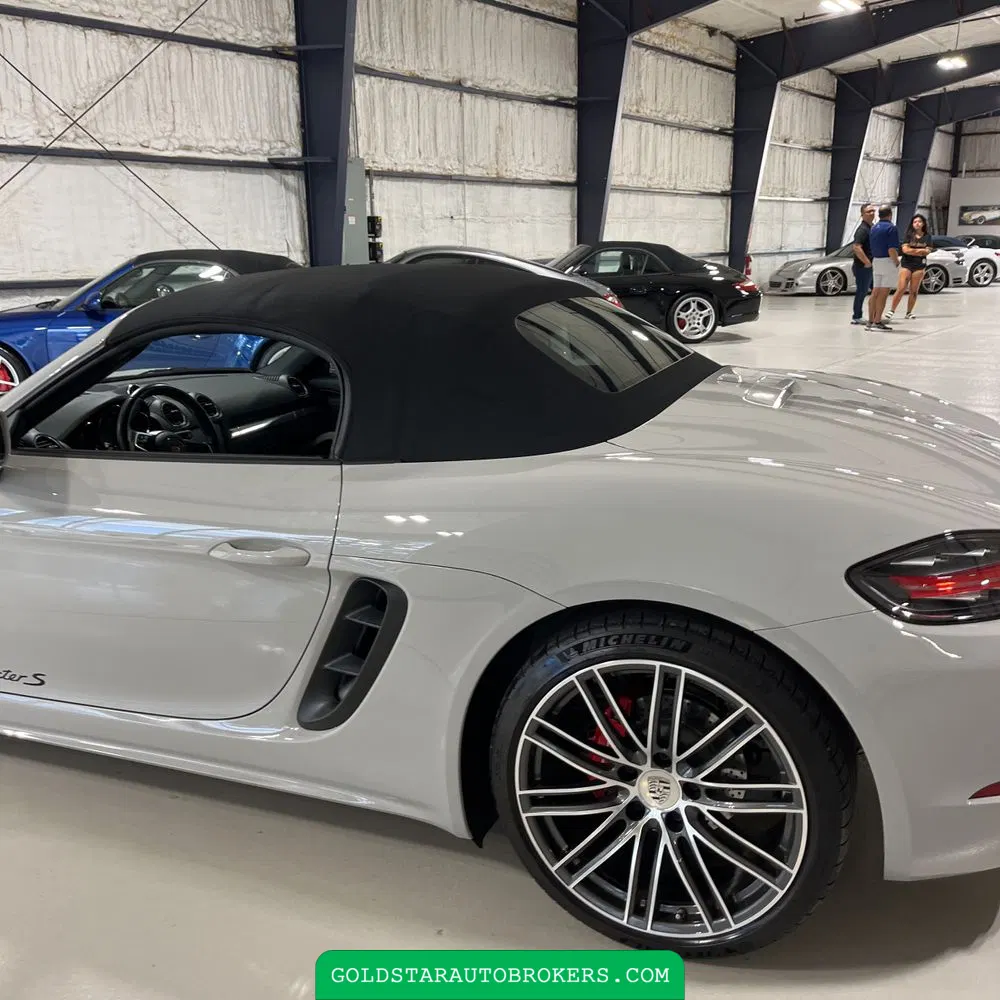 2022 Porsche 718 Boxster S