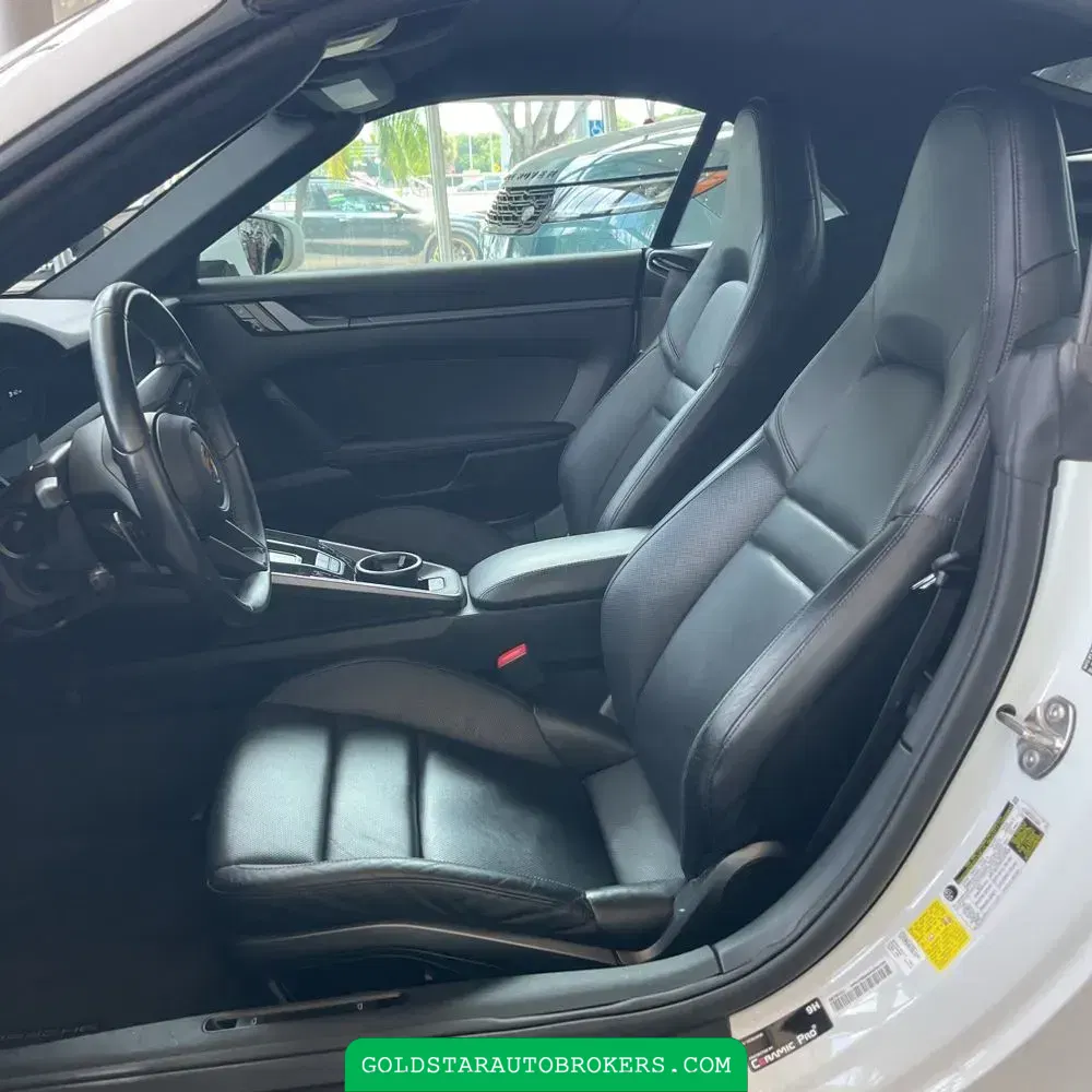2020 Porsche 911 Carrera 4S