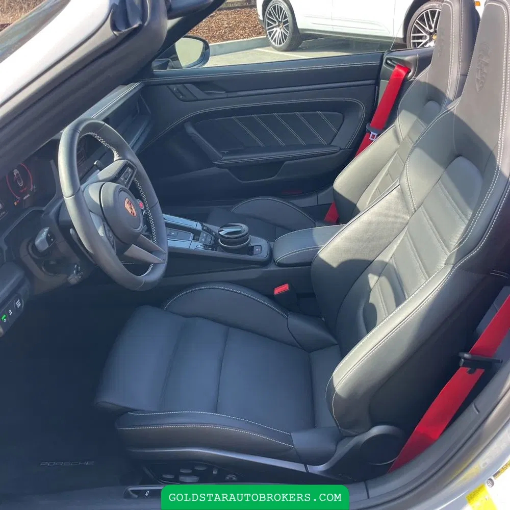 2025 Porsche 911 Carrera GTS