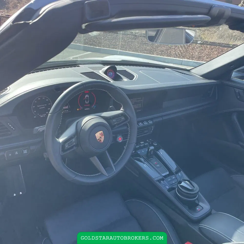 2025 Porsche 911 Carrera GTS