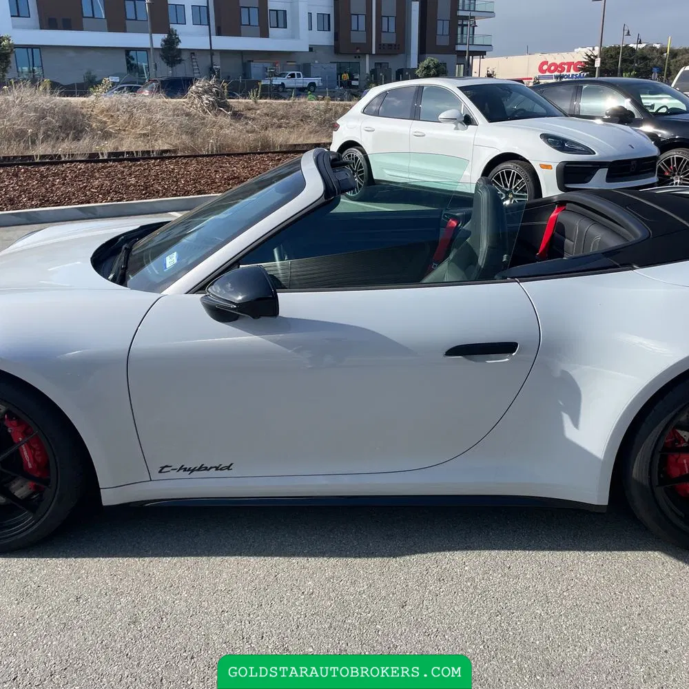 2025 Porsche 911 Carrera GTS