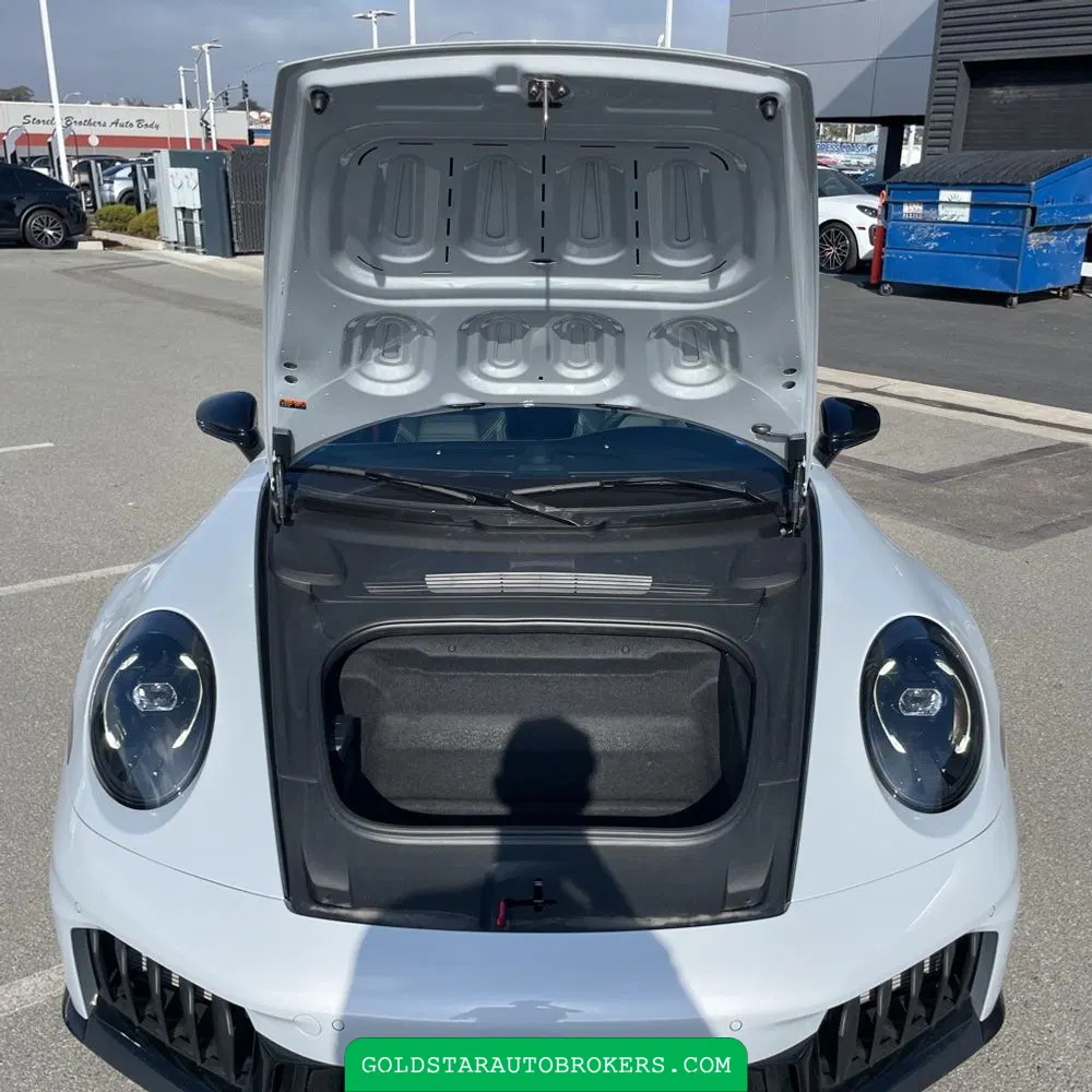 2025 Porsche 911 Carrera GTS