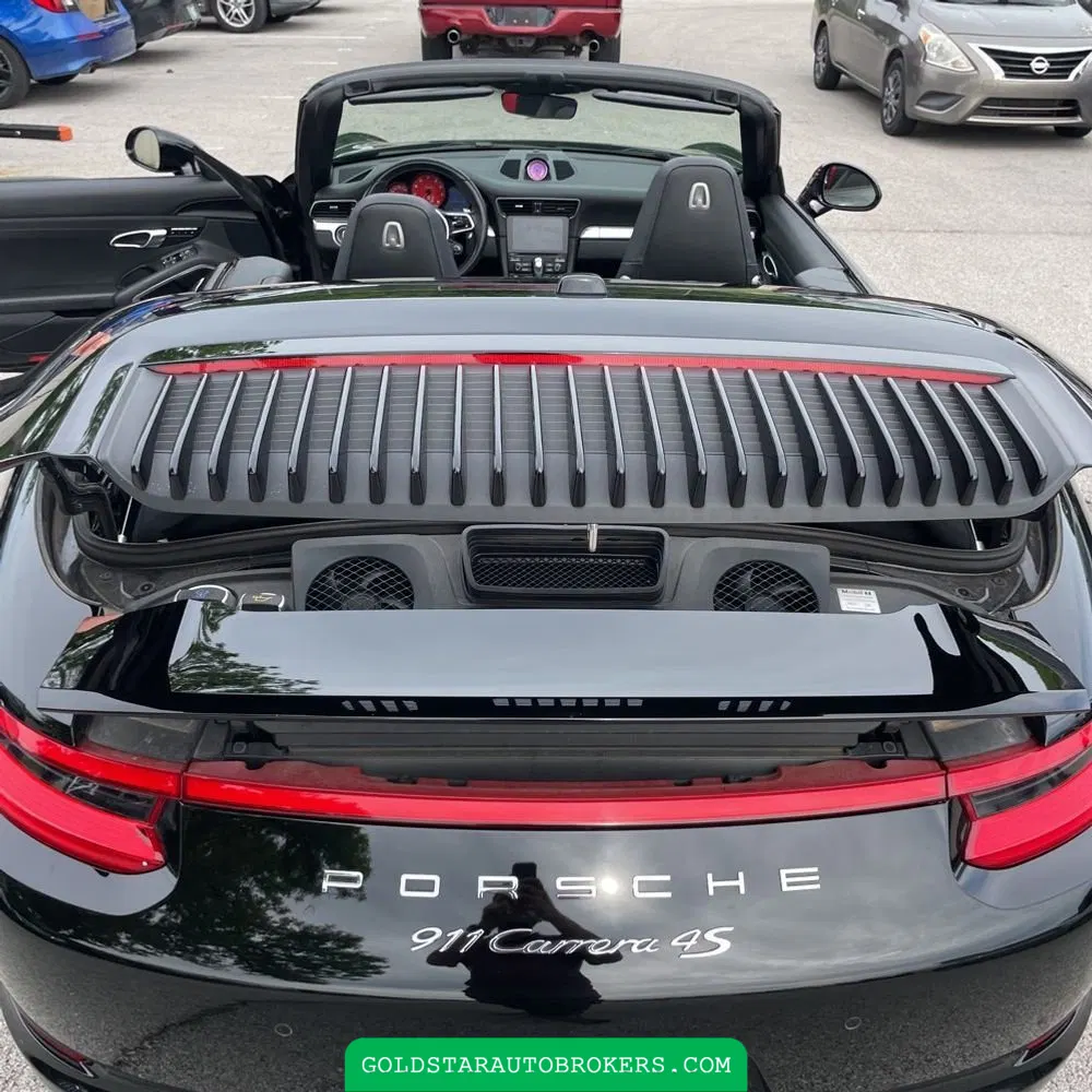 2017 Porsche 911 Carrera 4S