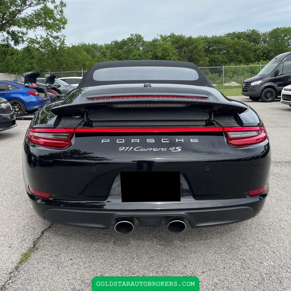 2017 Porsche 911 Carrera 4S