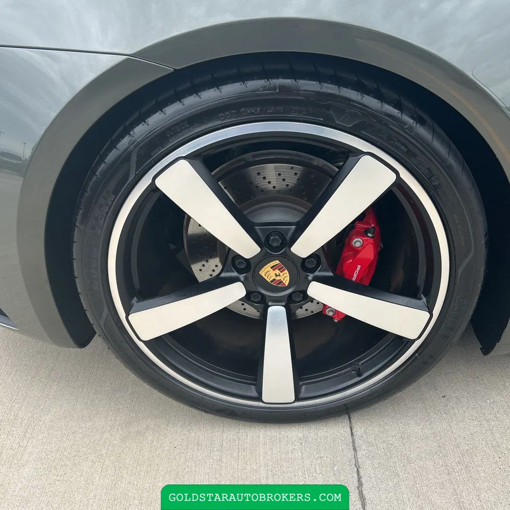 2020 Porsche 911 Carrera 4S