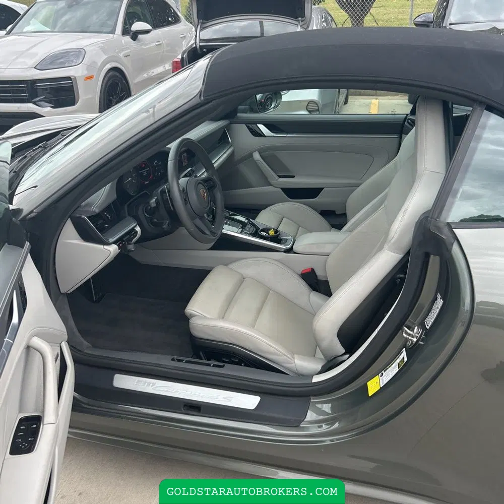 2020 Porsche 911 Carrera 4S
