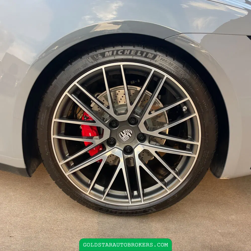 2023 Porsche 911 Carrera 4S