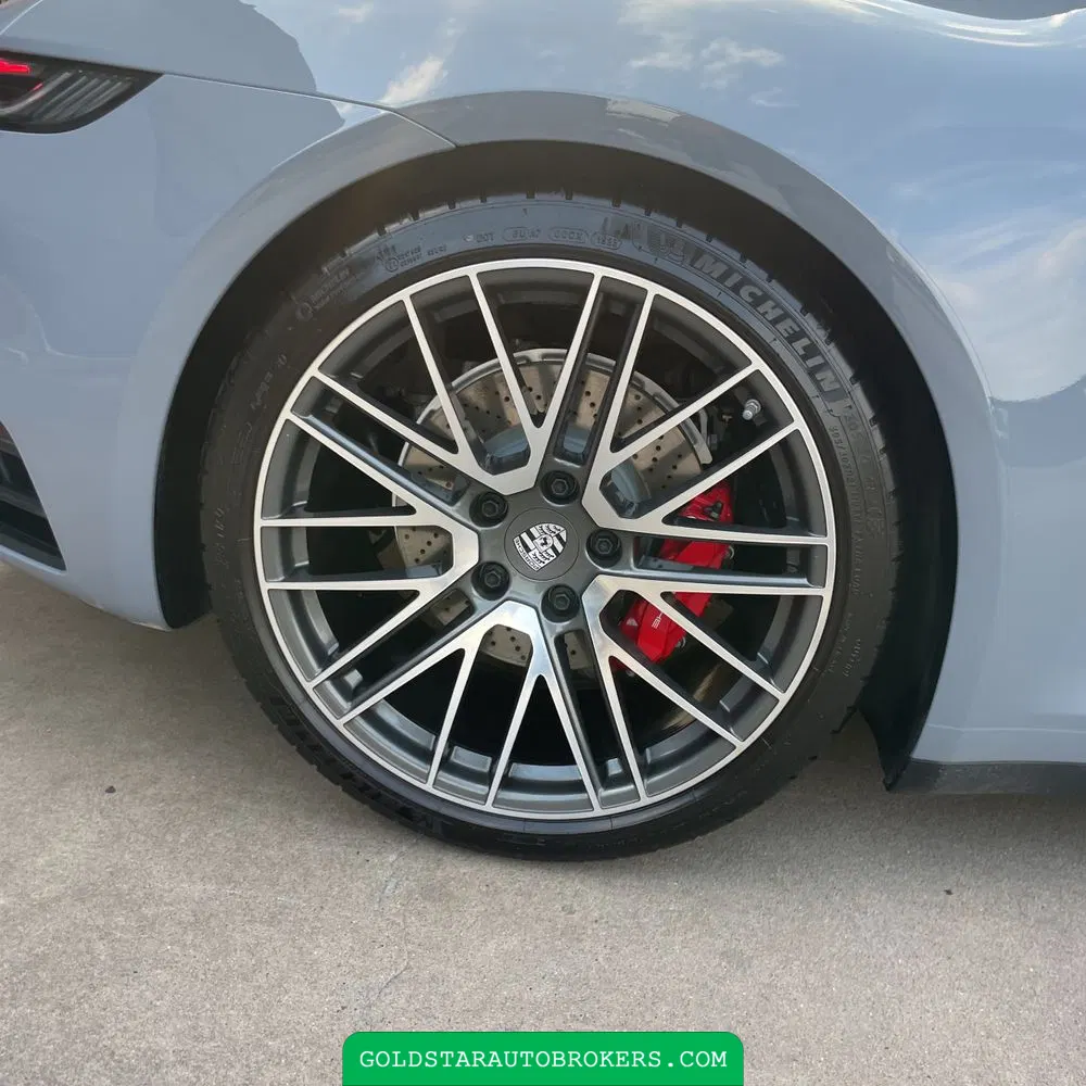 2023 Porsche 911 Carrera 4S