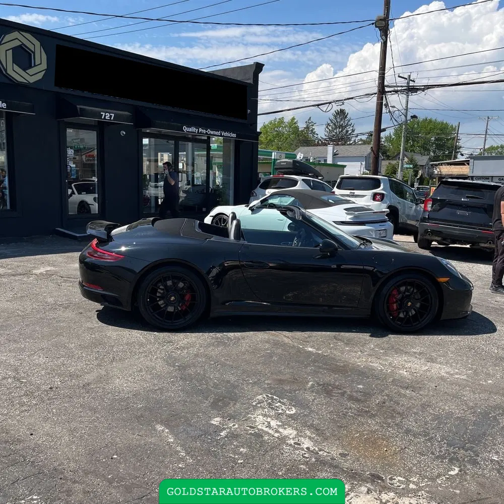 2019 Porsche 911 Carrera 4 GTS