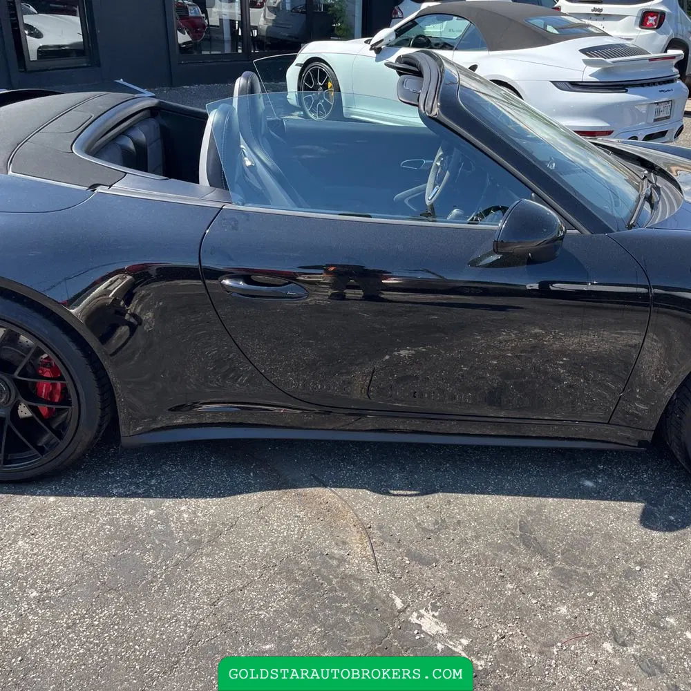 2019 Porsche 911 Carrera 4 GTS