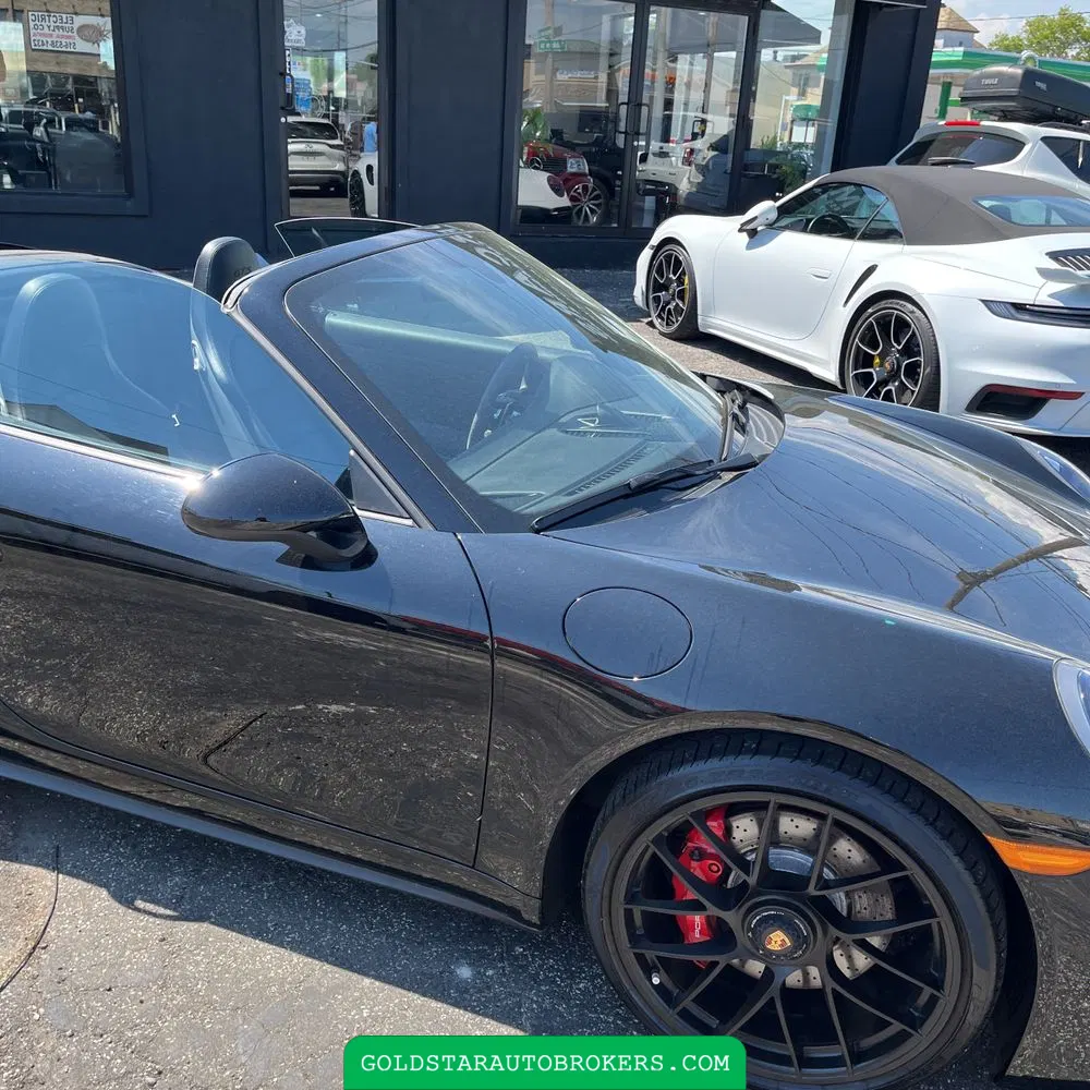 2019 Porsche 911 Carrera 4 GTS