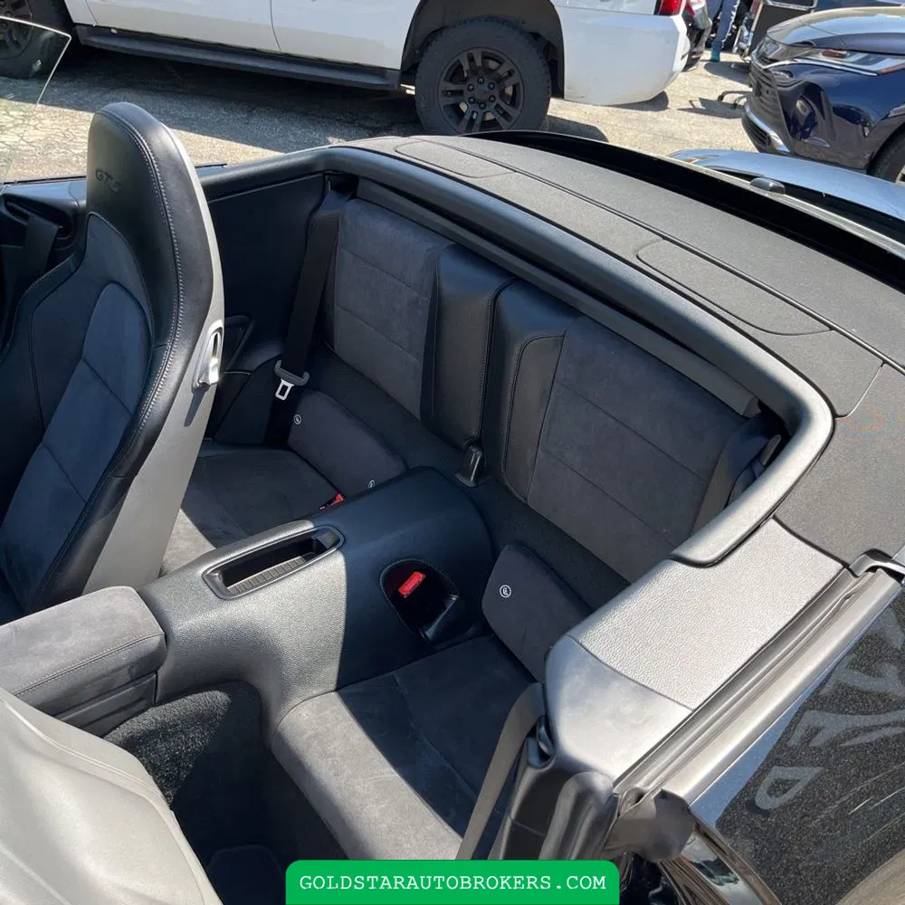 2019 Porsche 911 Carrera 4 GTS