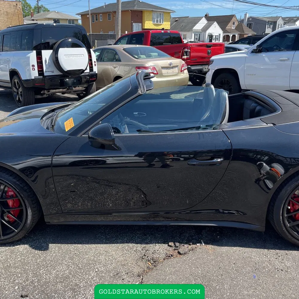 2019 Porsche 911 Carrera 4 GTS