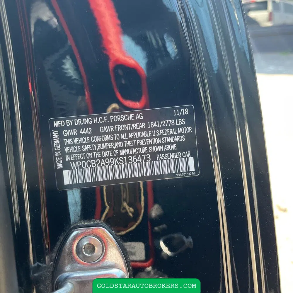 2019 Porsche 911 Carrera 4 GTS