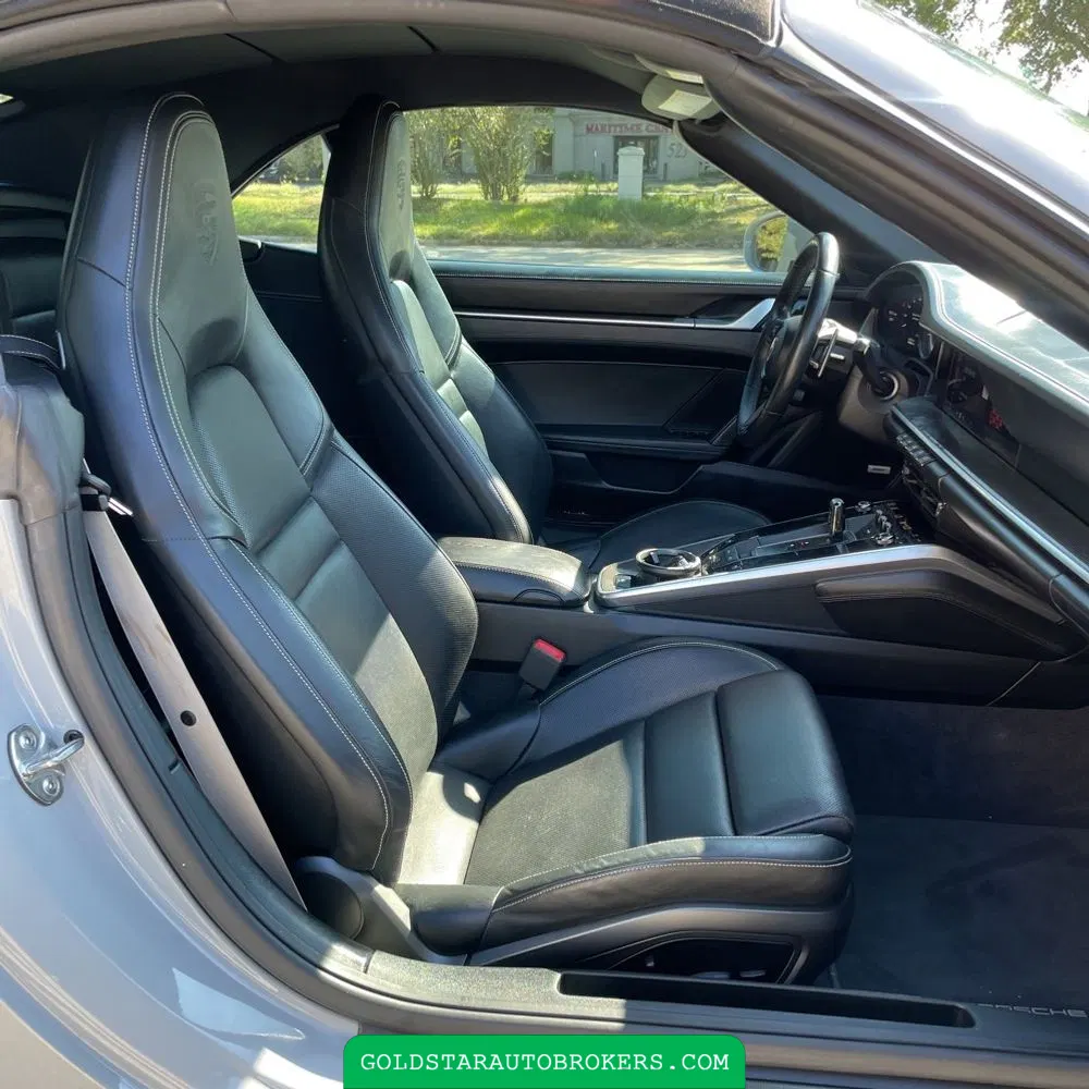 2020 Porsche 911 Carrera 4S