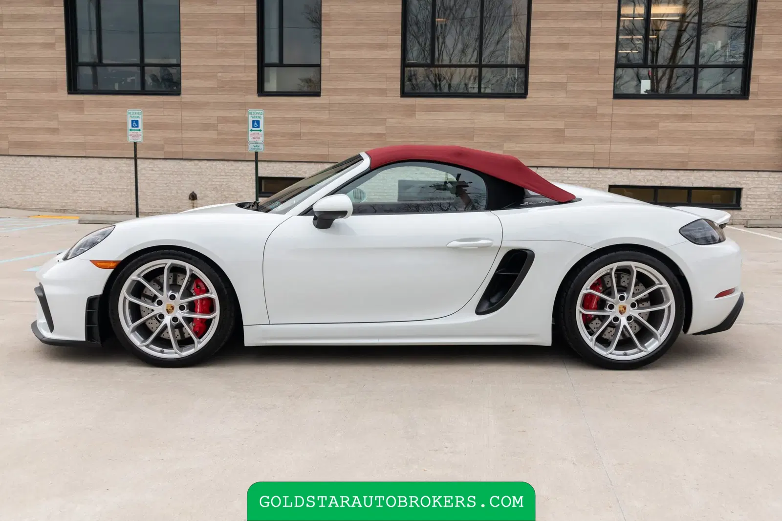 2022 Porsche 718 Spyder 6-Speed