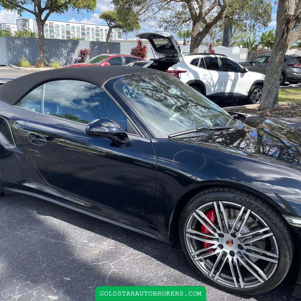 2014 Porsche 911 Carrera 4 Base