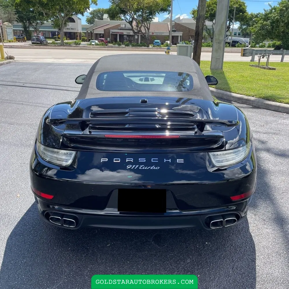 2014 Porsche 911 Carrera 4 Base