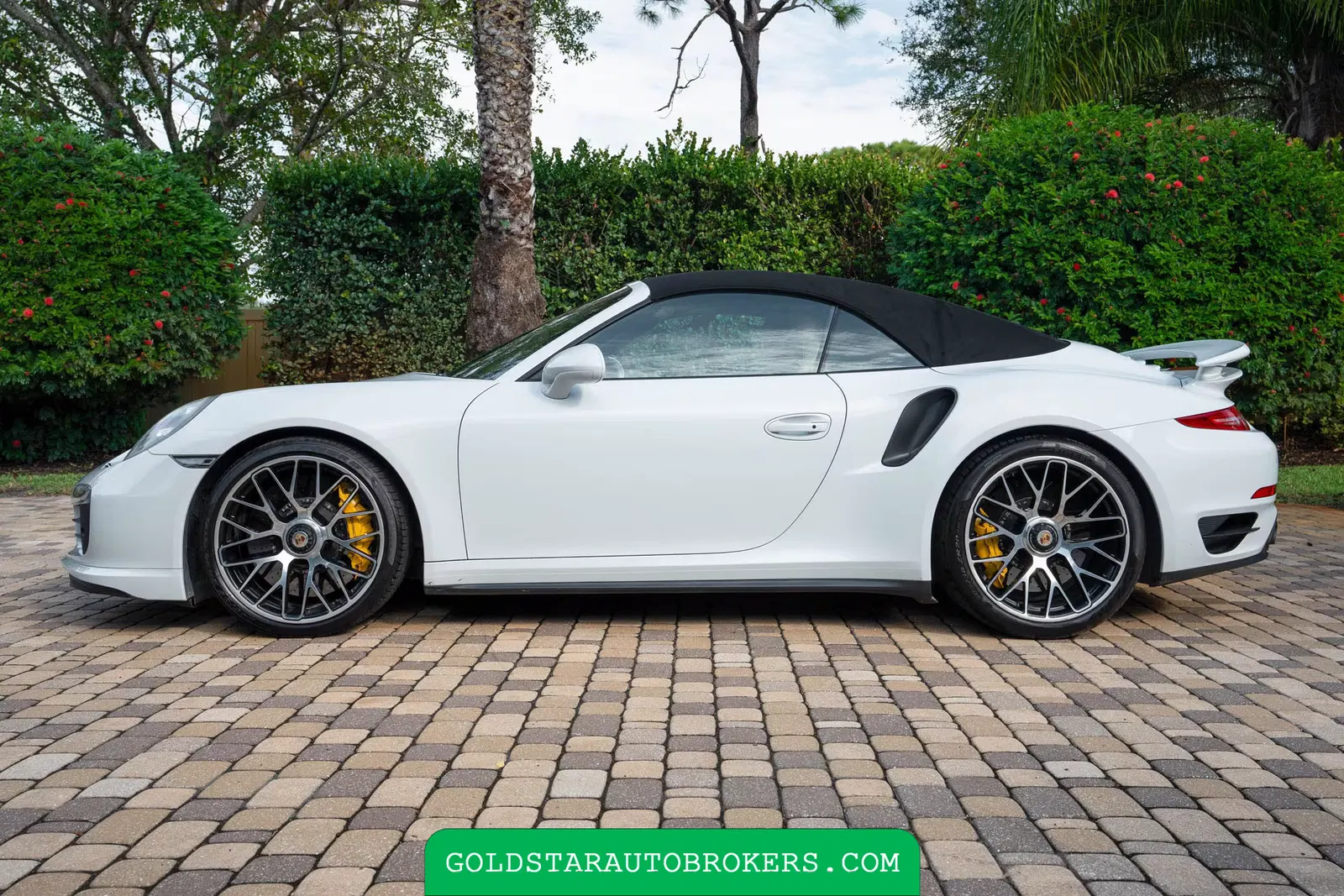 2015 Porsche 911 Turbo S Cabriolet