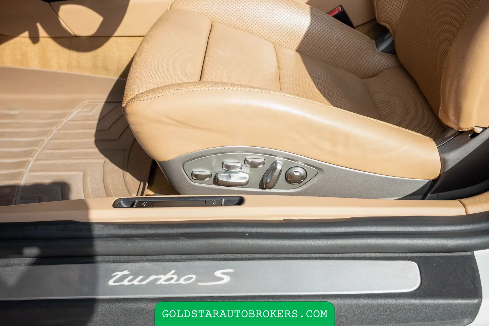 2015 Porsche 911 Turbo S Cabriolet