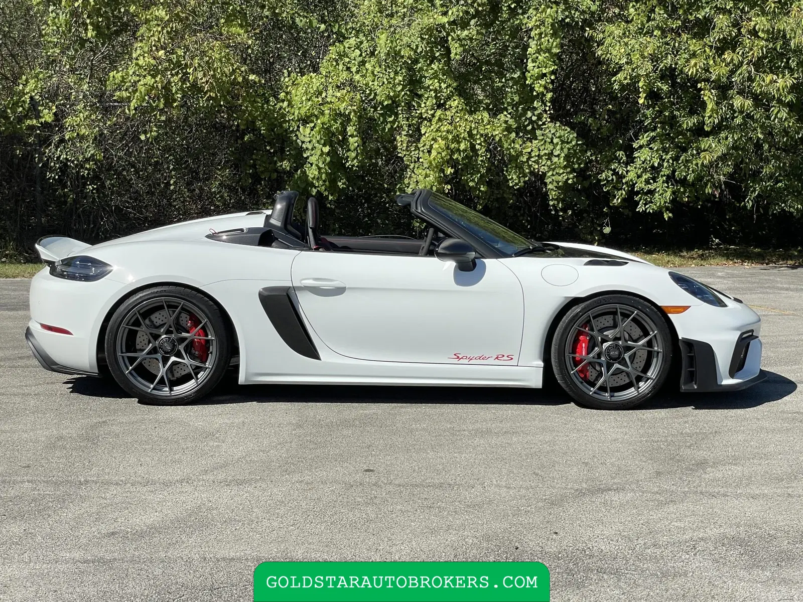 2024 Porsche 718 Spyder RS Weissach