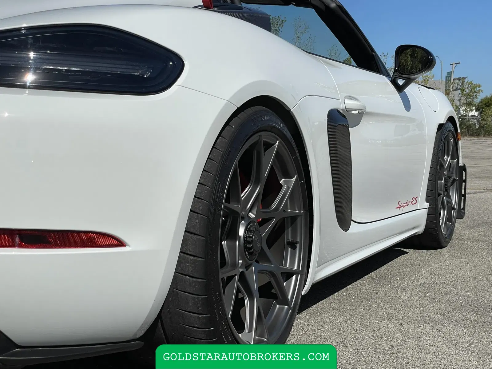2024 Porsche 718 Spyder RS Weissach