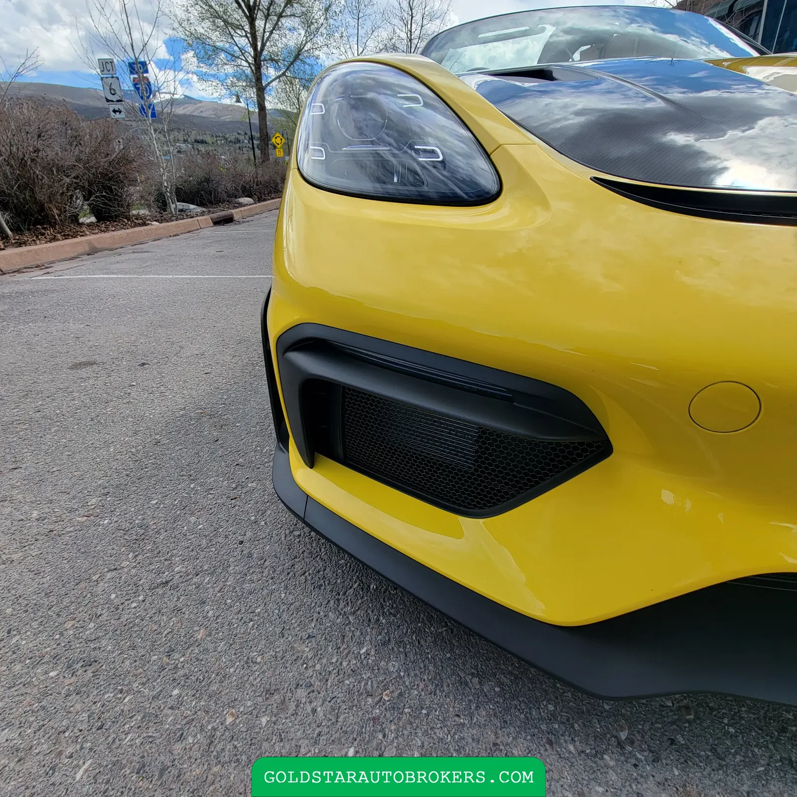 2024 Porsche 718 Spyder RS Weissach