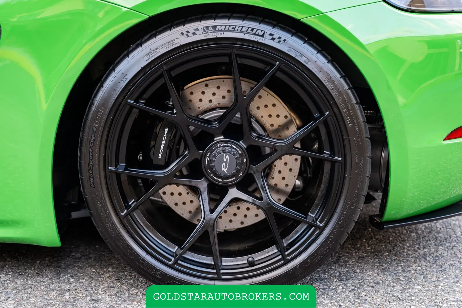 2024 Porsche 718 Spyder RS Weissach