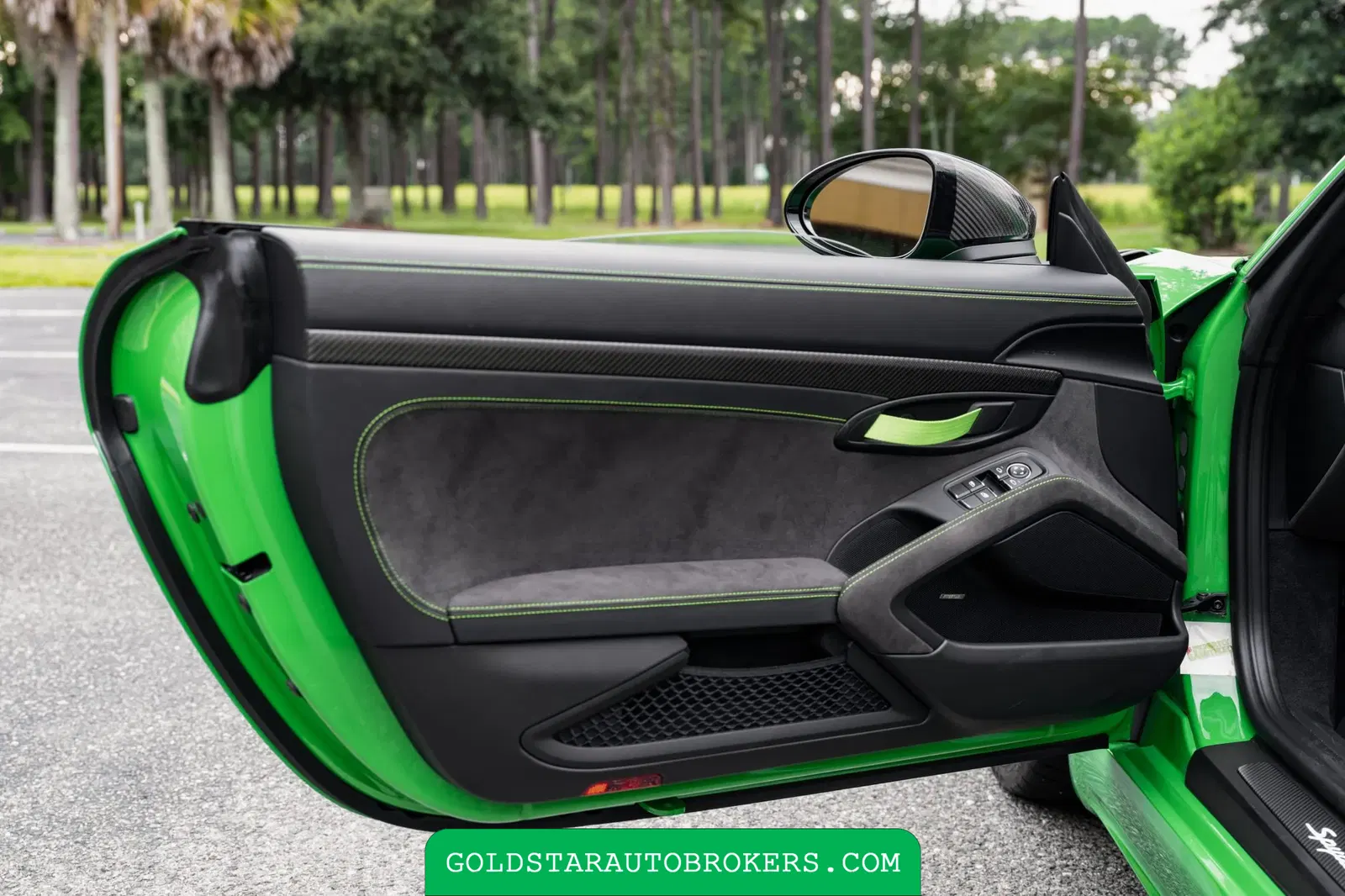 2024 Porsche 718 Spyder RS Weissach