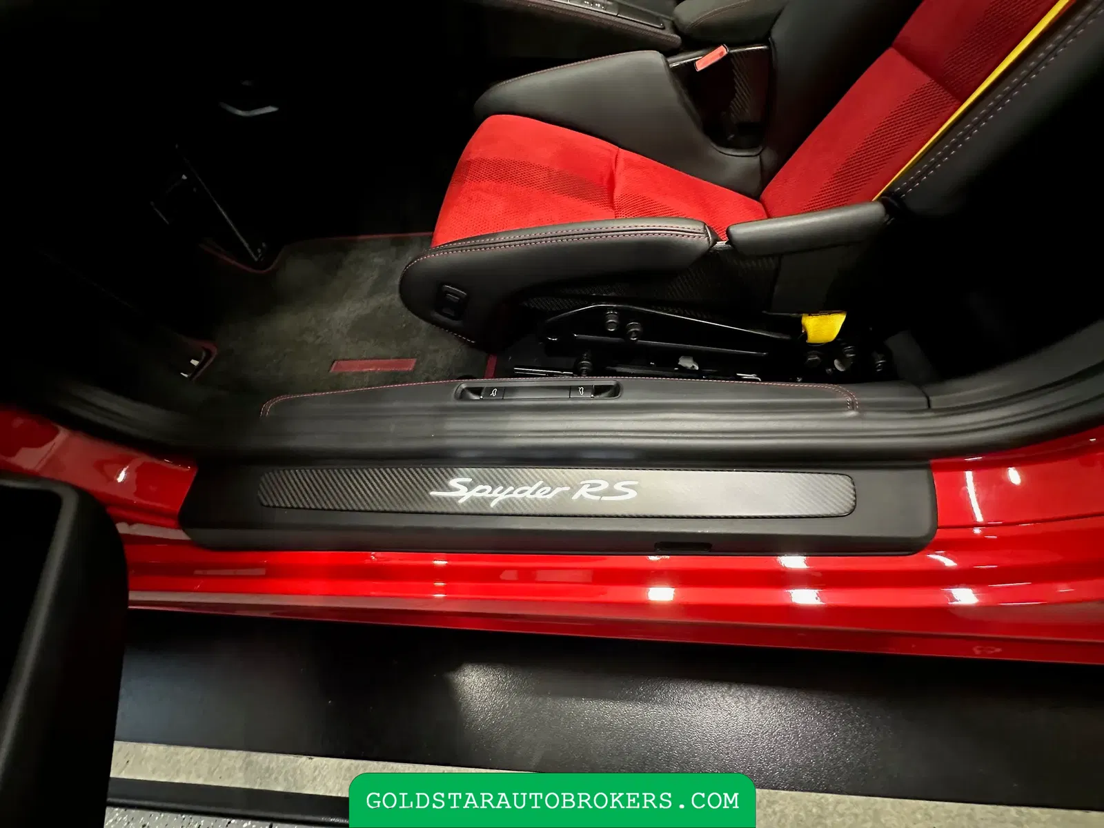 2024 Porsche 718 Spyder RS Weissach