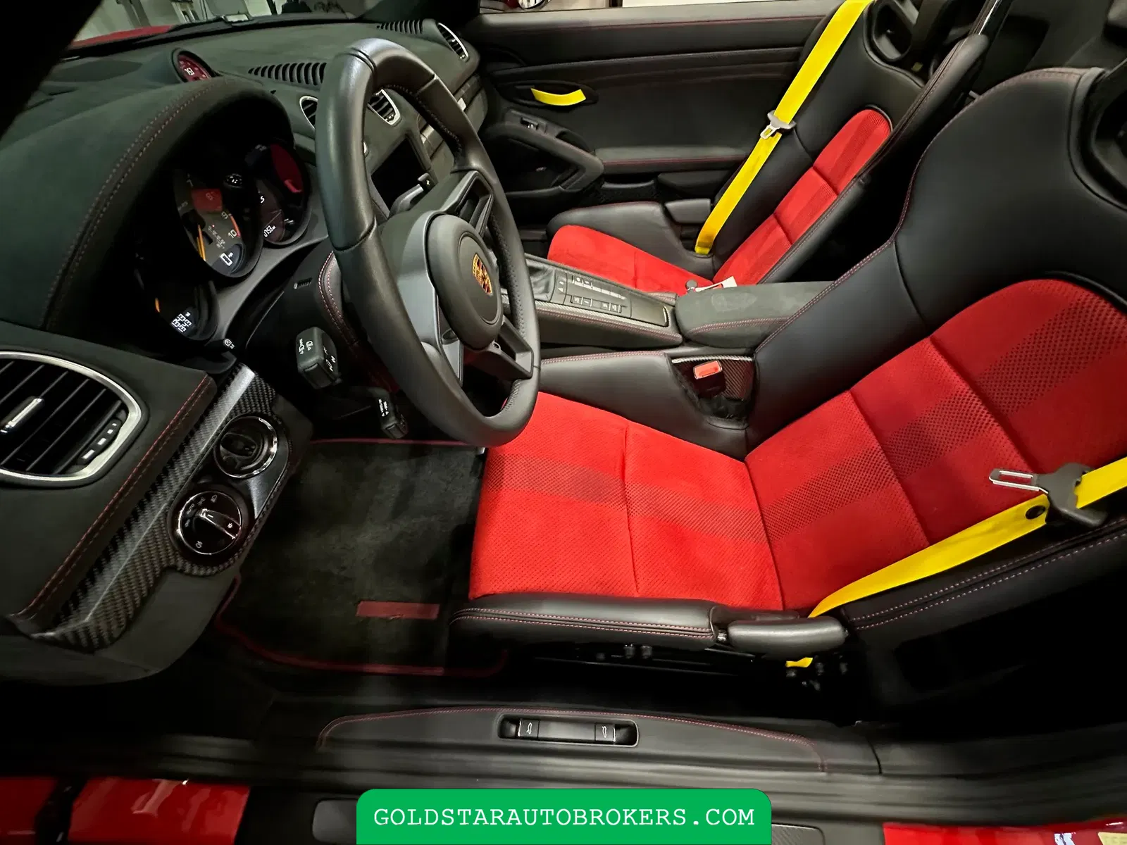 2024 Porsche 718 Spyder RS Weissach